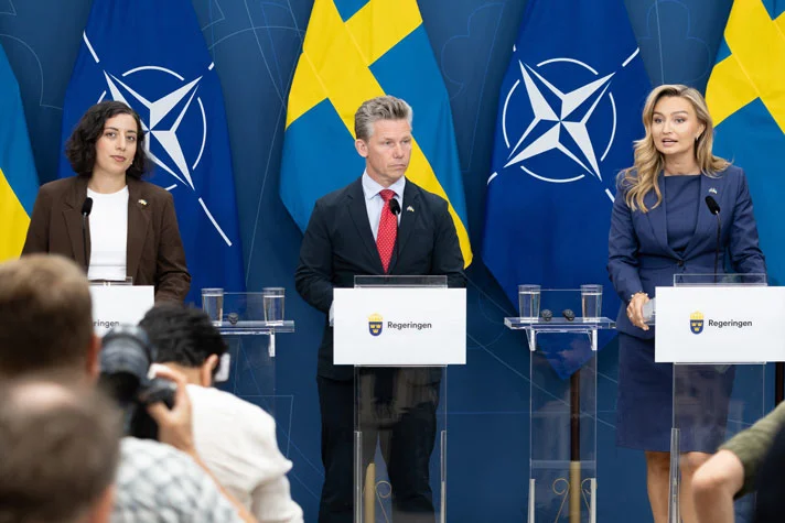 Suecia aportará USD275 millones a un paquete de apoyo militar para Ucrania
