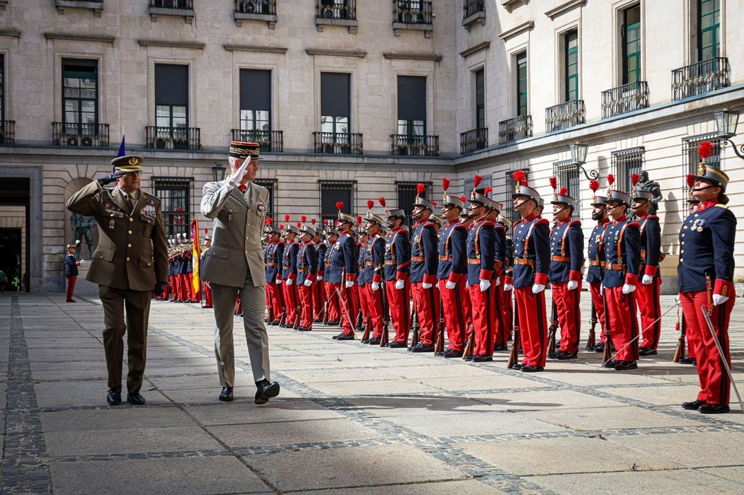 Reunión de altos mandos de ejércitos de tierra de Francia y España