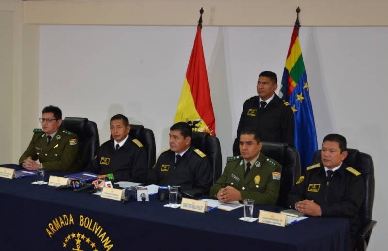 Bolivia declara Estado de Emergencia tras robo de armamento naval