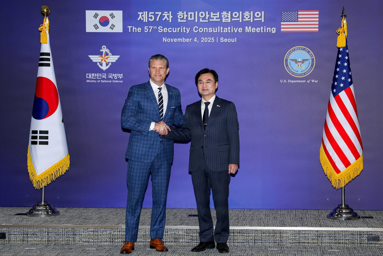 Estados Unidos recibe al ministro de defensa de Corea del Sur