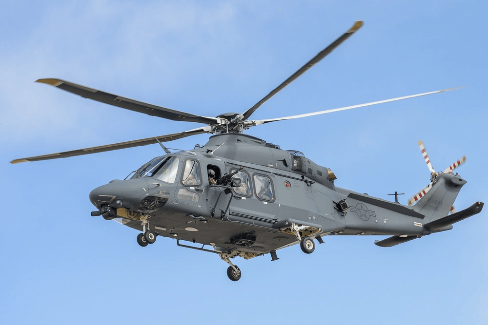 Chile firma acuerdo estratégico con grupo industrial italiano de aeronáutica